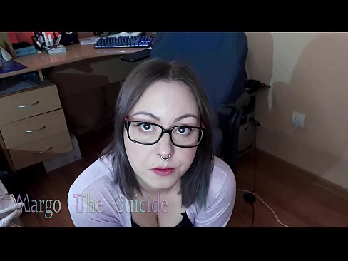 ❤️ 性感的眼镜女孩在镜头前深深地吸吮假阳具 ❤ at porn zh-cn.image-kassir.ru